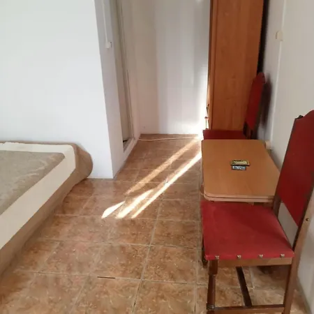 بيت ضيافة Petru *